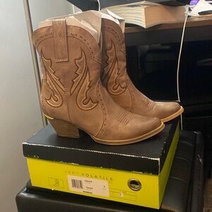 Taupe Very Volatile Cowboy Booties, Women’s, size 7